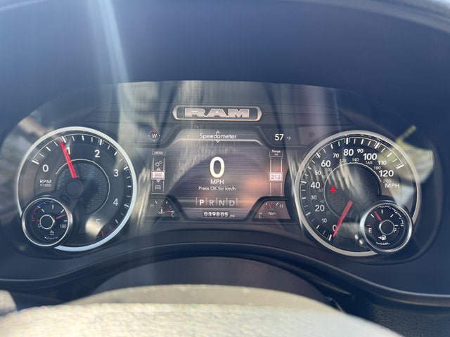Used 2022 RAM 1500 Laramie AWD/4WD image 15