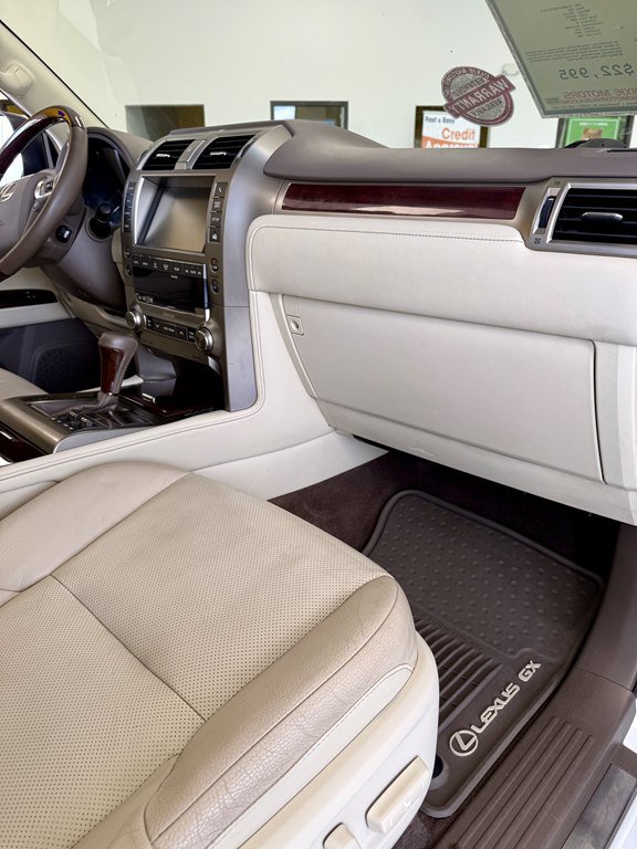Used 2015 Lexus GX 460 w/ Premium Package AWD/4WD image 11