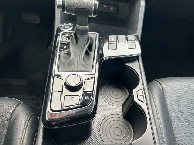 Used 2023 Kia Sportage EX image 32