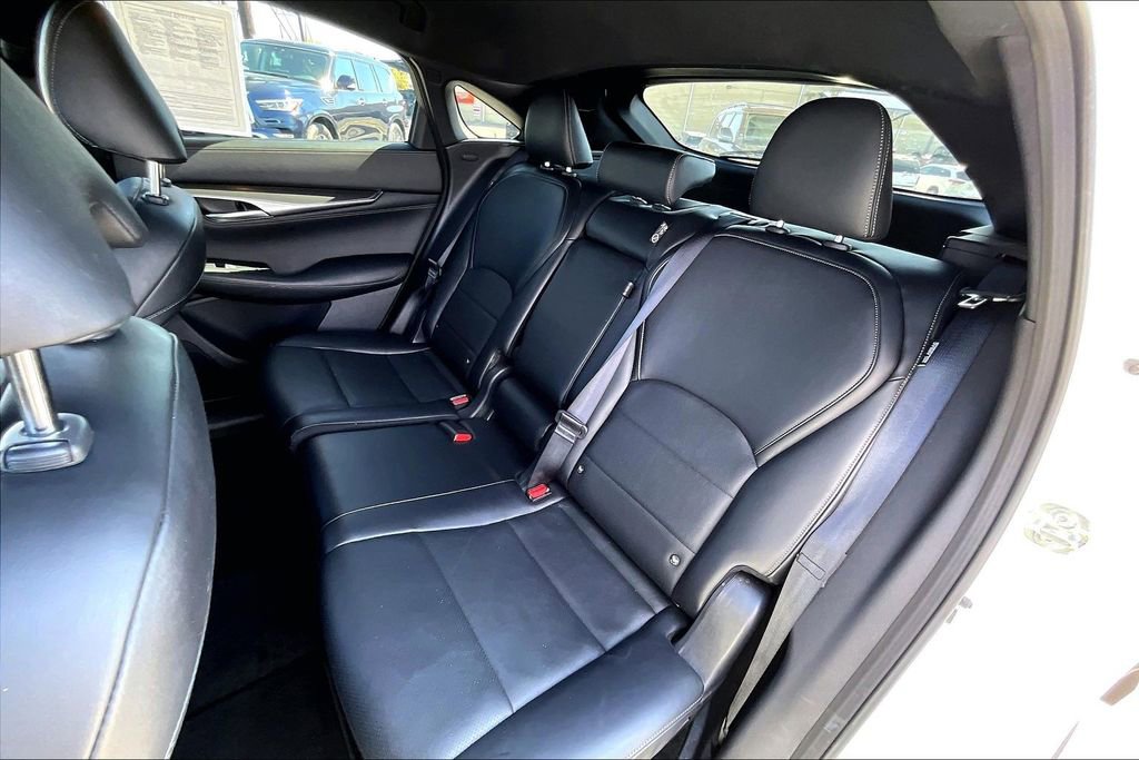 Certified 2025 INFINITI QX55 Essential image 38