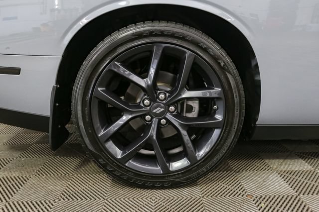 Used 2022 Dodge Challenger R/T w/ Blacktop Package RWD image 15