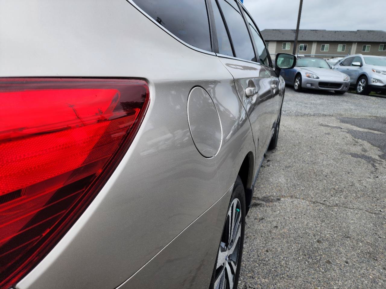 Used 2018 Subaru Outback 2.5i Limited AWD/4WD image 41