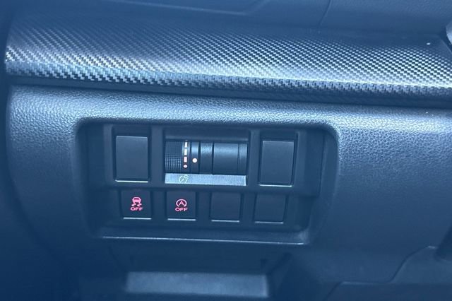 Used 2023 Subaru Crosstrek 2.0i image 27