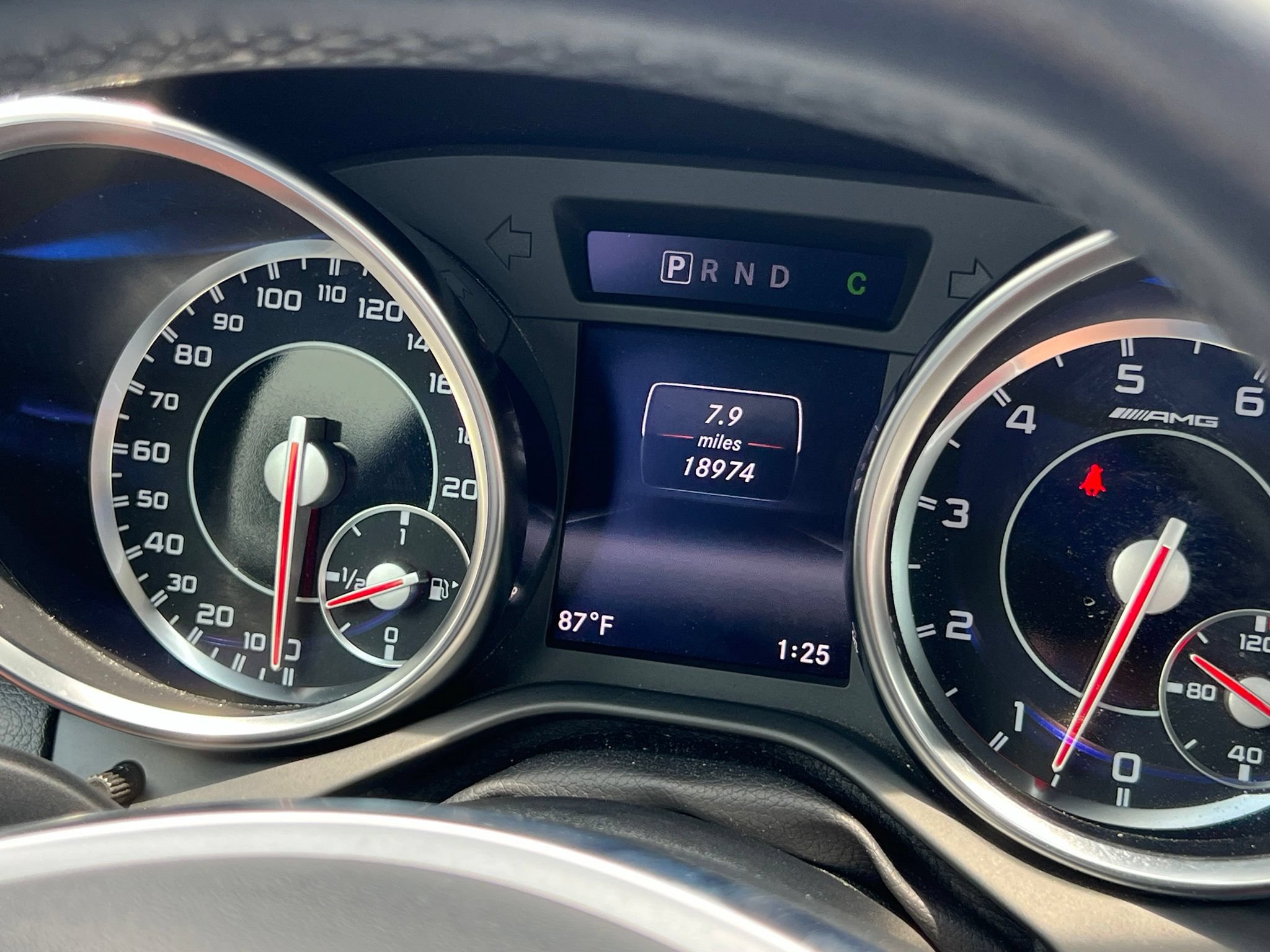 Used 2015 Mercedes-Benz SLK 55 AMG image 28