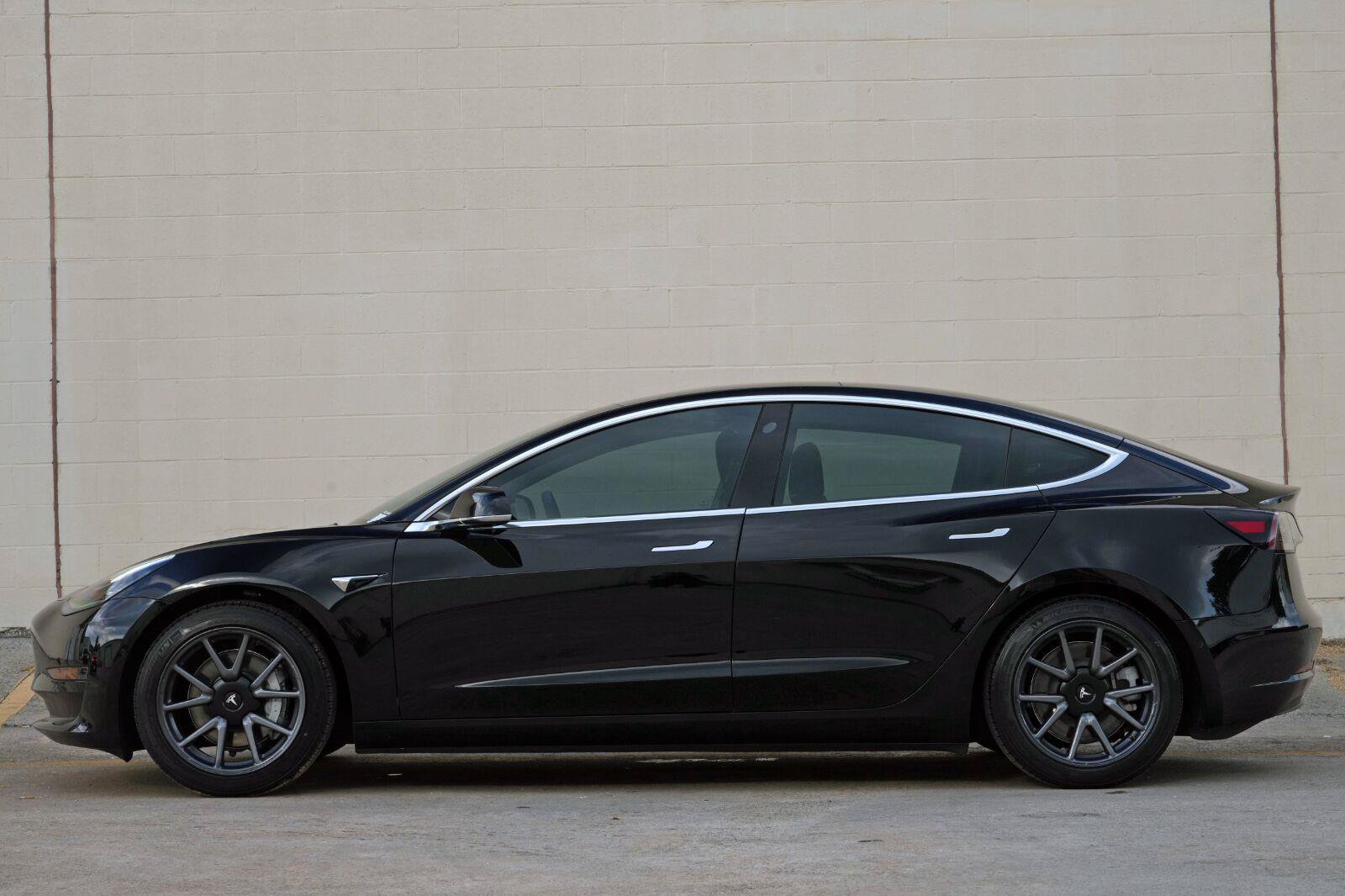 Used 2020 Tesla Model 3 Standard Range Plus RWD image 8