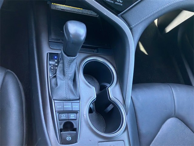 Used 2021 Toyota Camry XSE w/ Cold Weather Package image 25