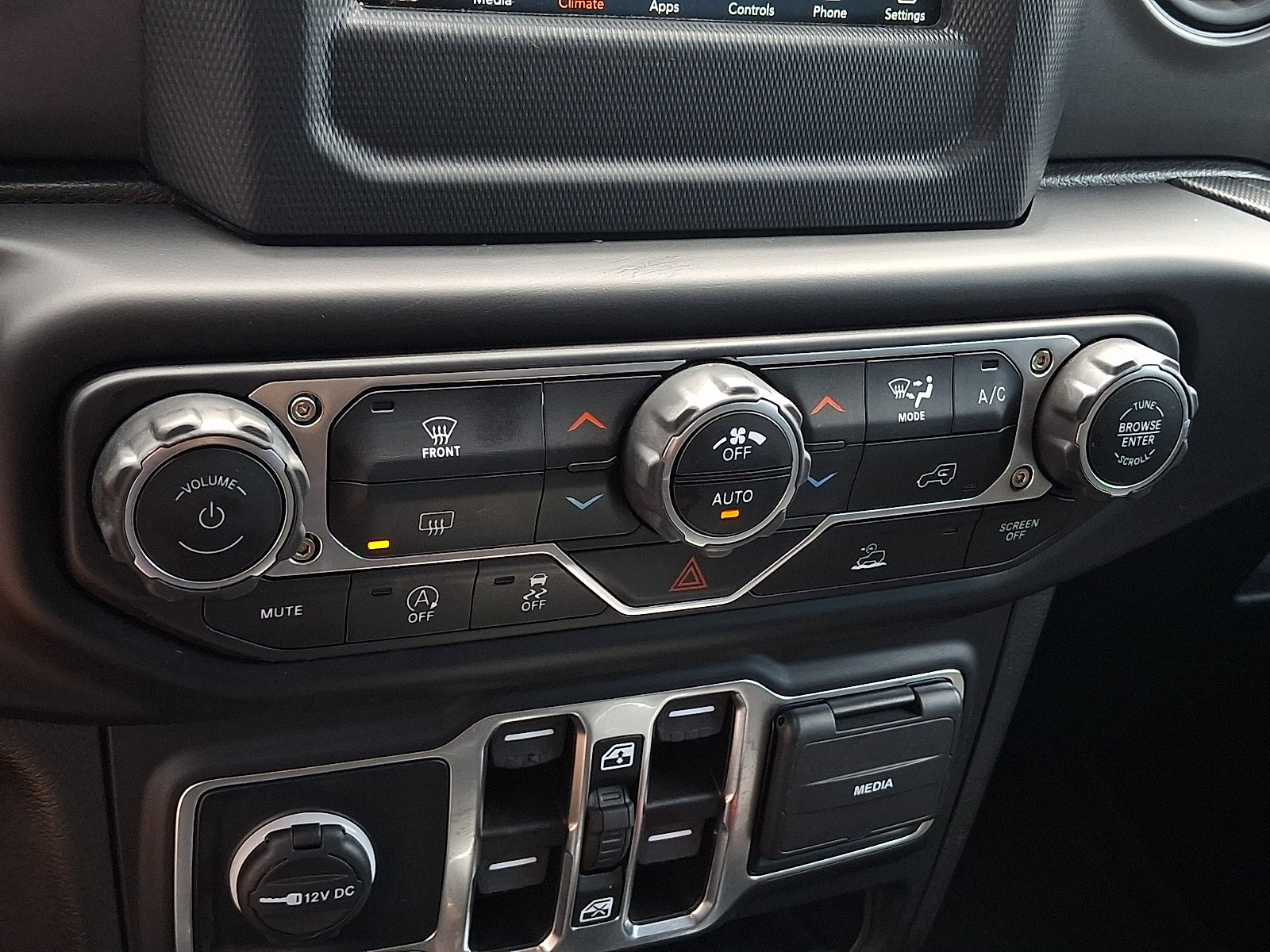 Used 2023 Jeep Wrangler Unlimited Sport AWD/4WD image 14