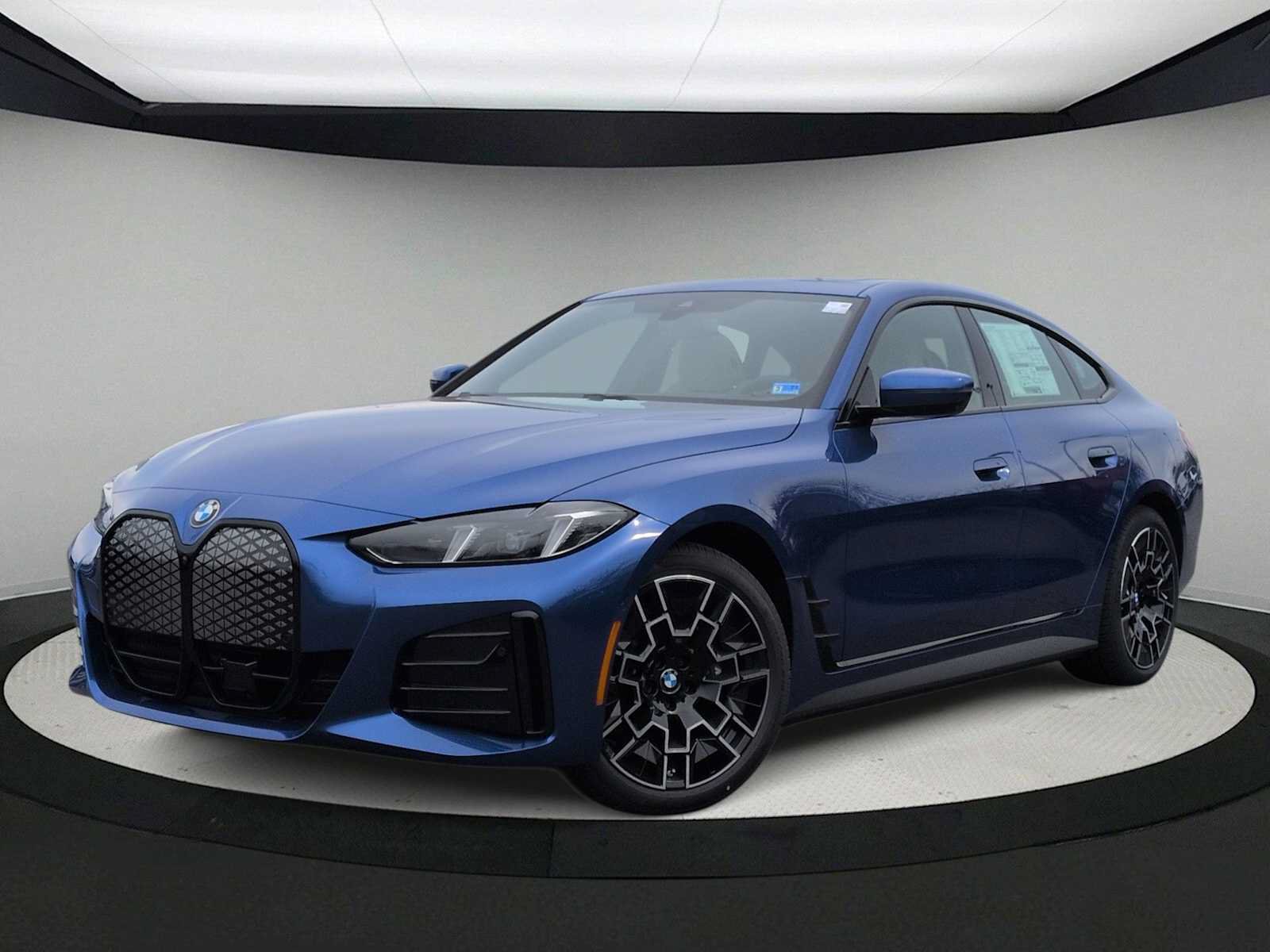 Used 2026 BMW i4 xDrive40i w/ M Sport Package AWD/4WD image 1