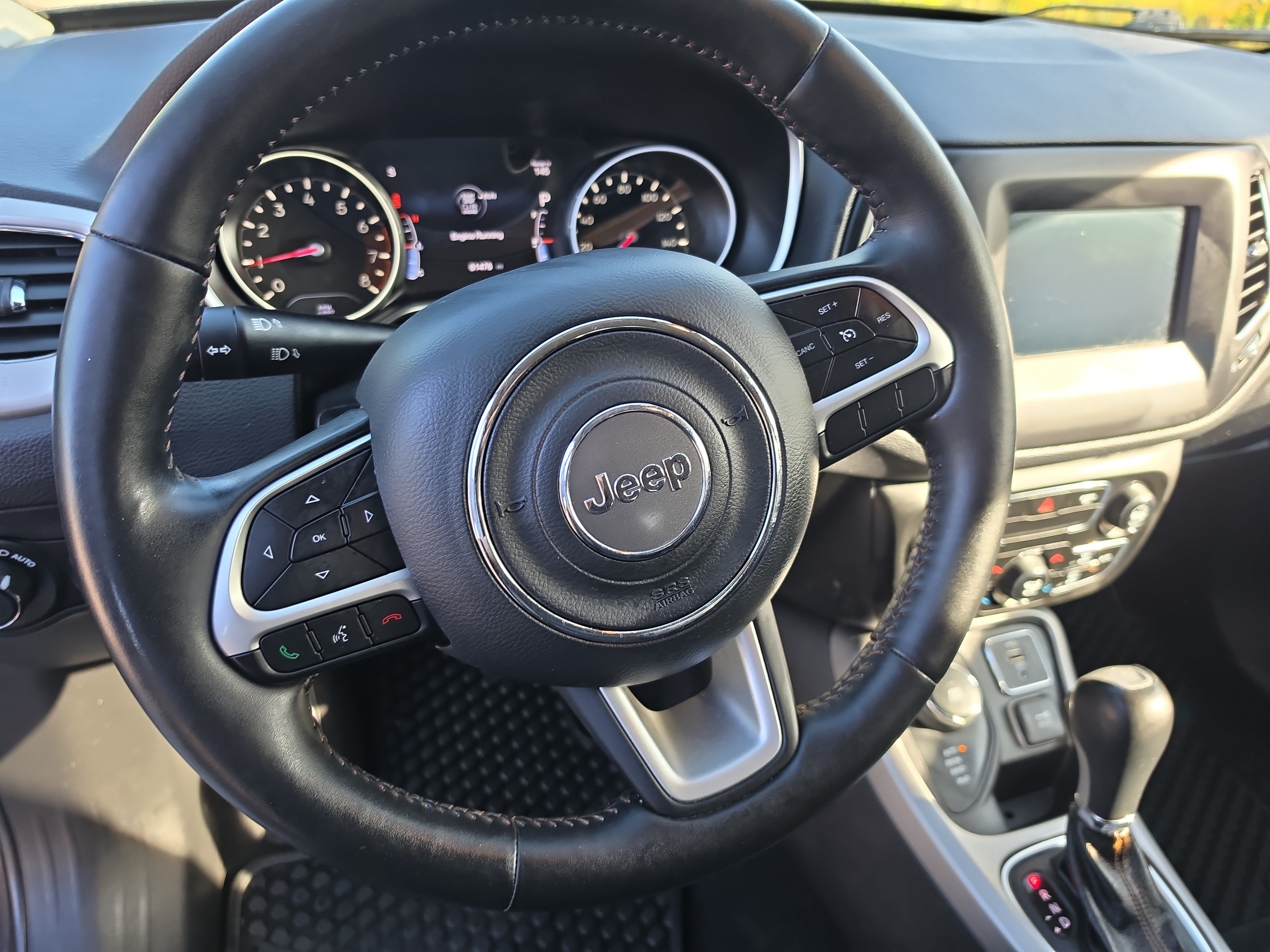 Used 2018 Jeep Compass Latitude w/ Popular Equipment Group AWD/4WD image 21