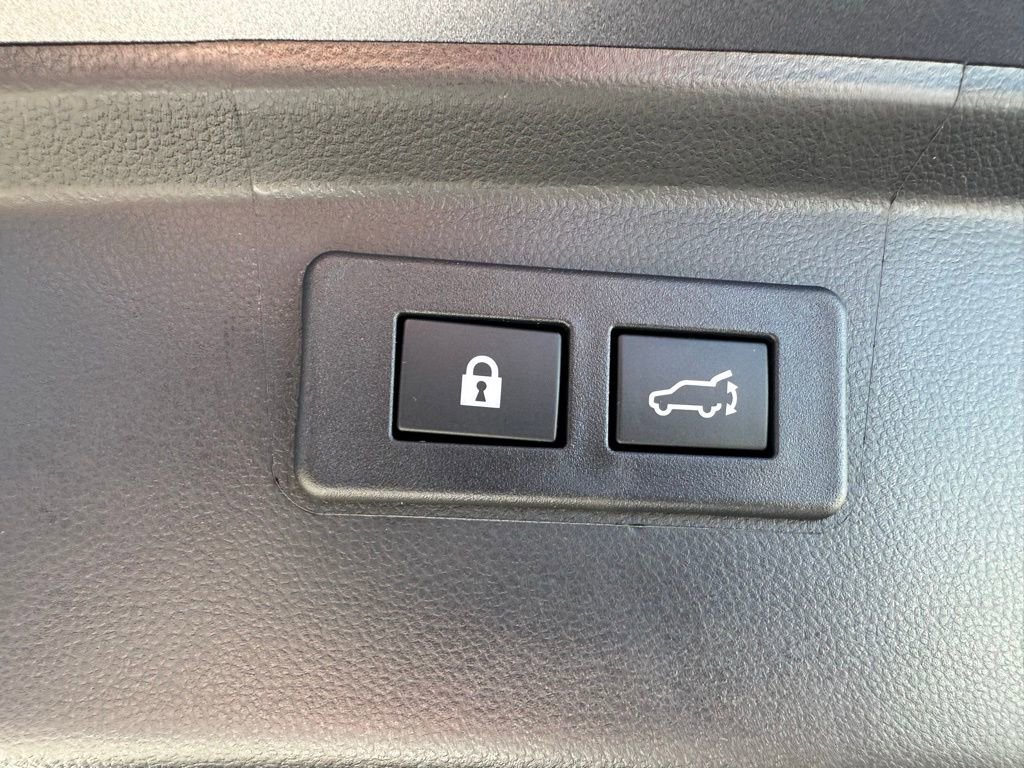 Used 2025 Subaru Outback Limited w/ Popular Package #2 image 8