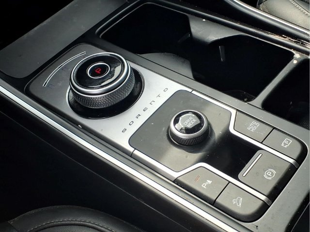 Used 2023 Kia Sorento EX w/ Panoramic Sunroof Package FWD image 10