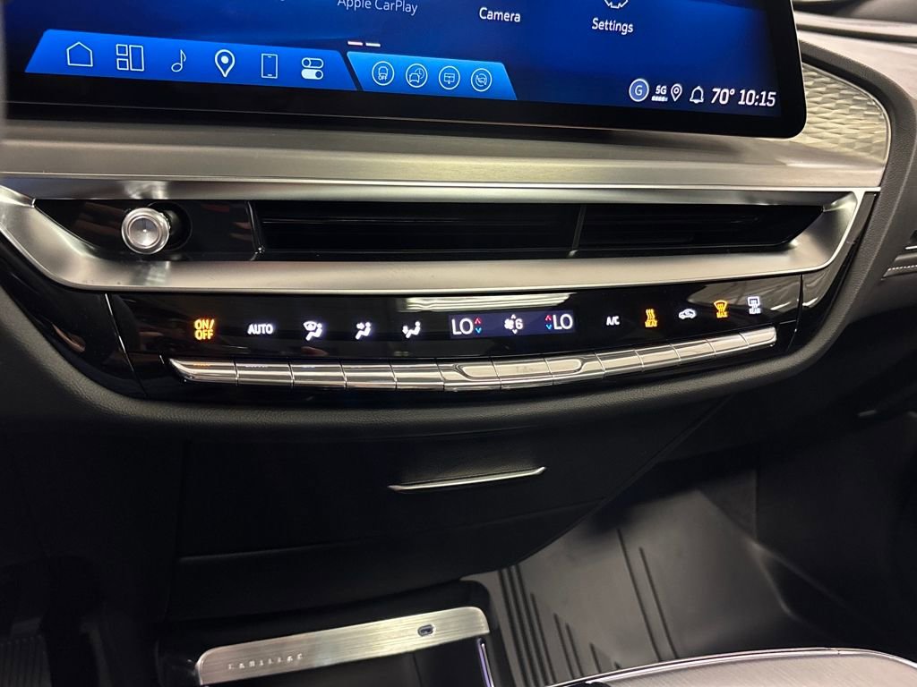 New 2026 Cadillac Lyriq Premium Luxury image 41