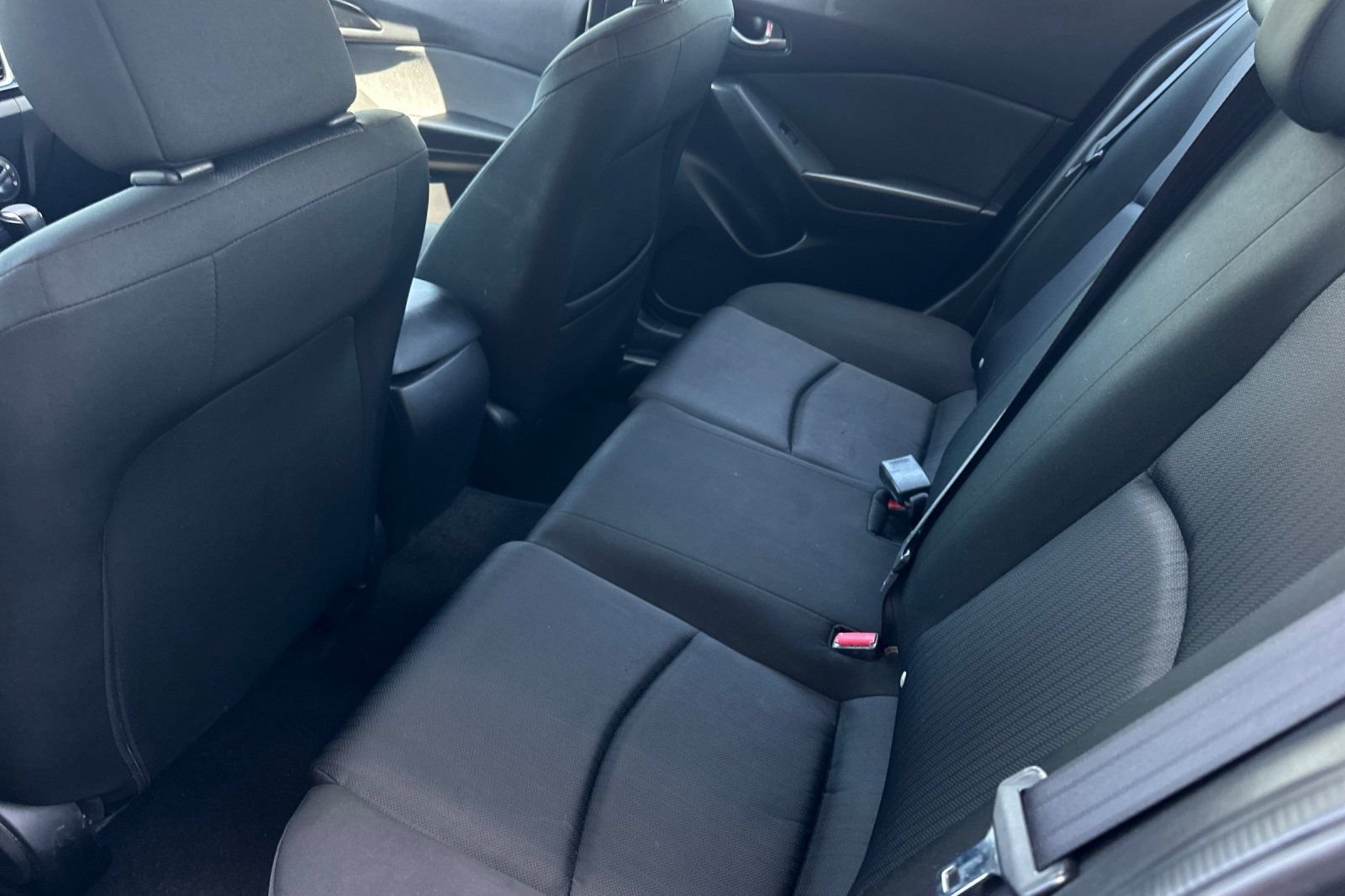 Used 2014 MAZDA MAZDA3 i Sport FWD image 12