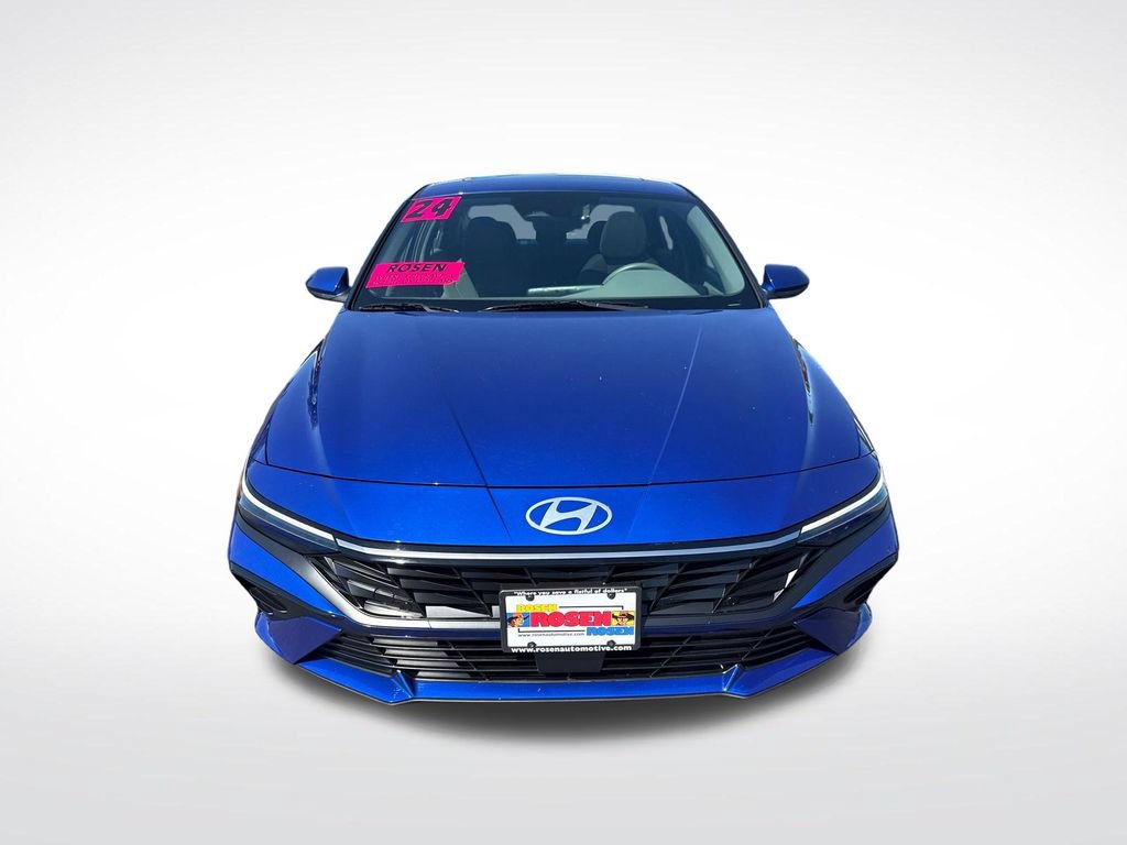 Certified 2024 Hyundai Elantra SEL w/ Convenience Package FWD image 7