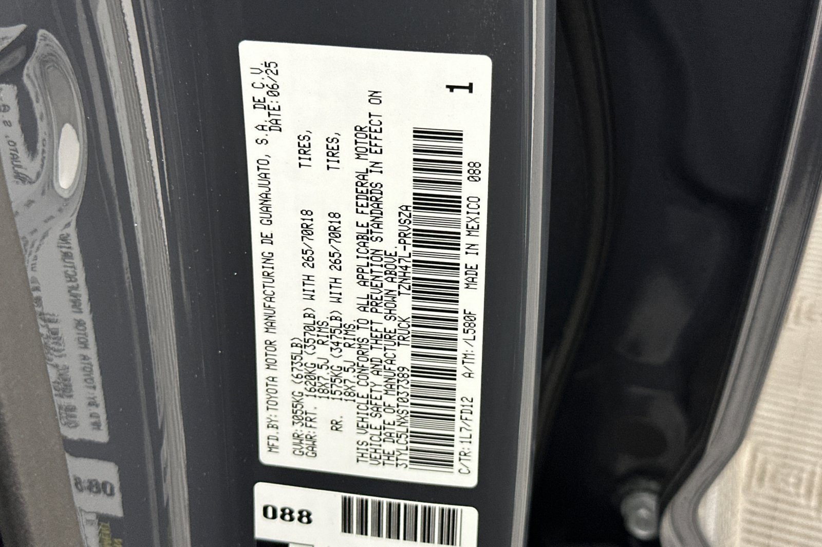 New 2025 Toyota Tacoma TRD Off-Road image 26