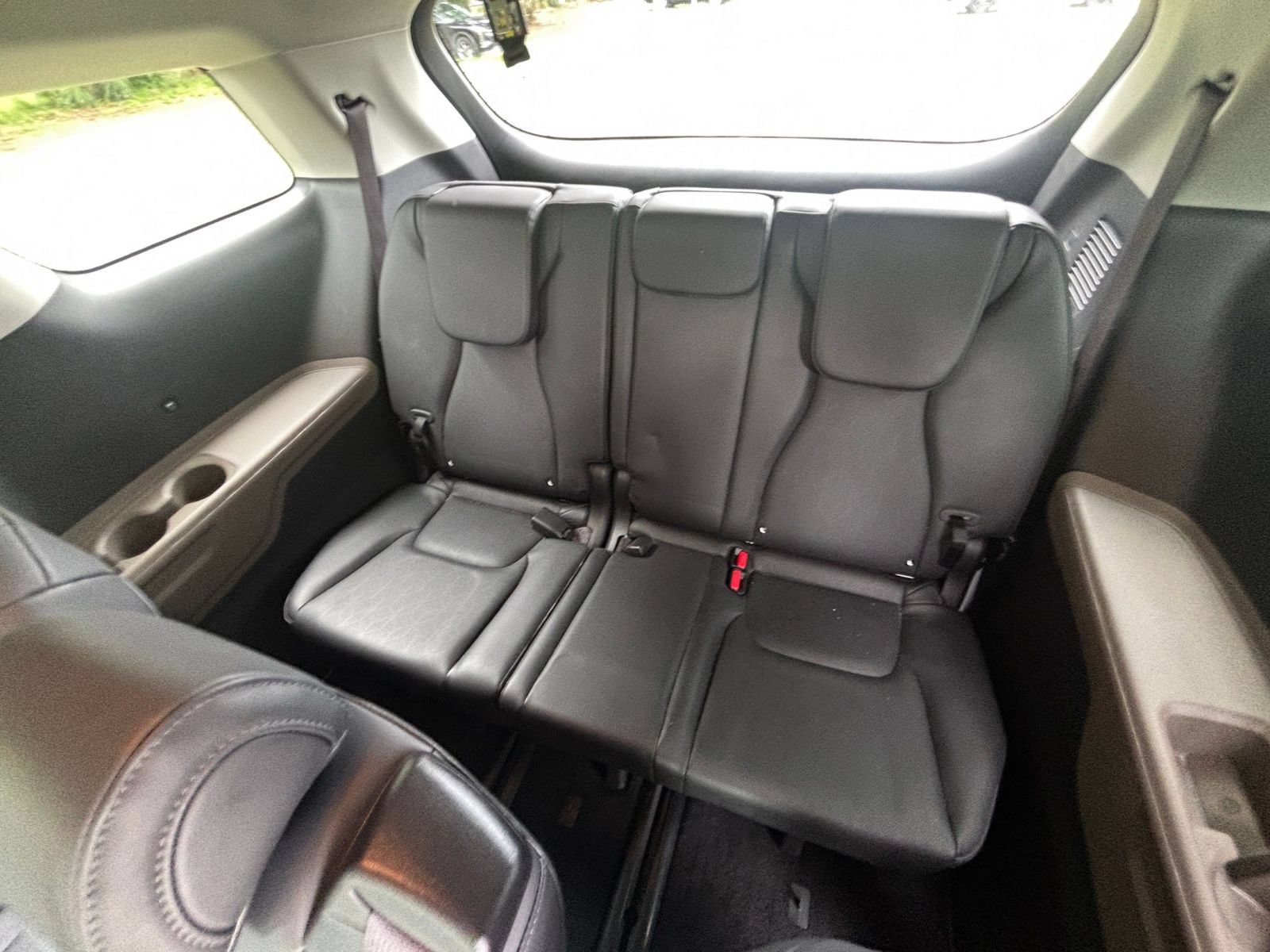 Used 2026 Kia Carnival FWD image 30