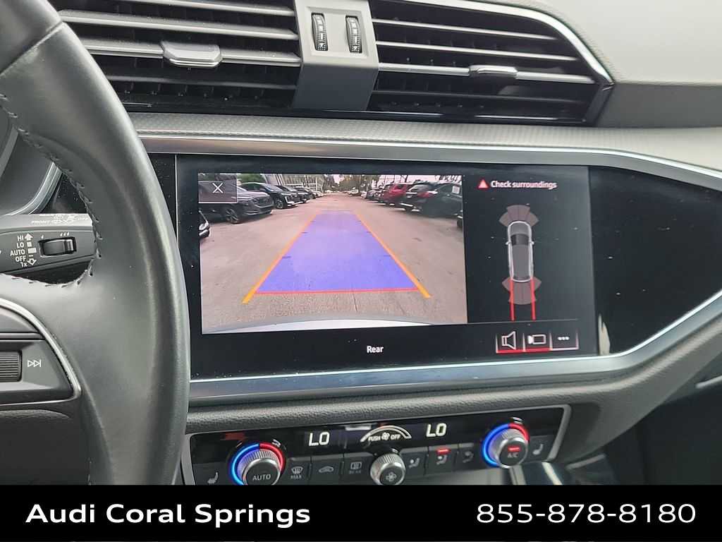 Certified 2020 Audi Q3 2.0T Premium Plus w/ Premium Plus Package AWD/4WD image 24