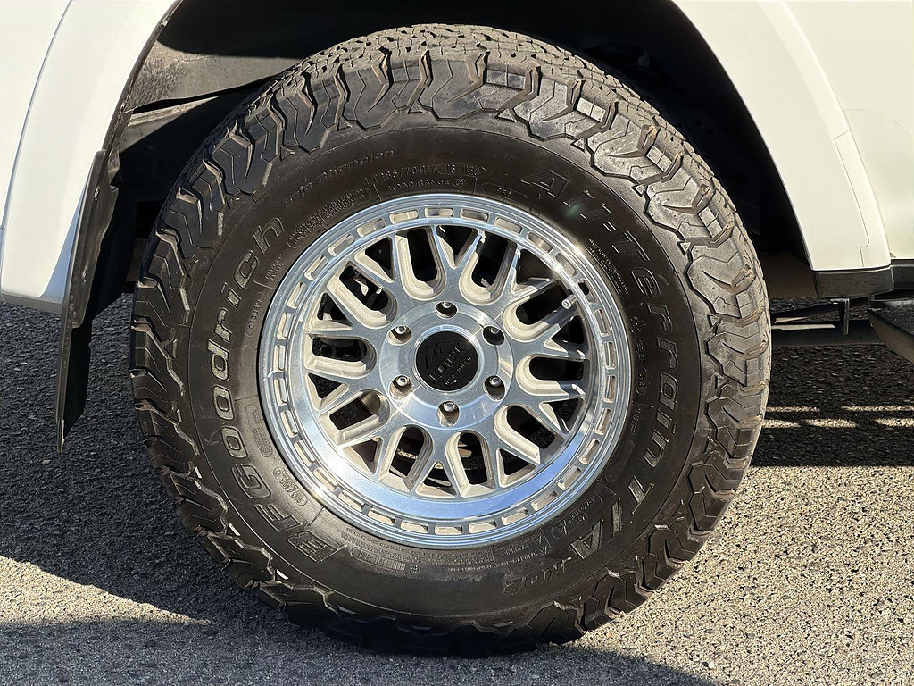 Used 2024 Toyota 4Runner TRD Off-Road Premium w/ Off Road Premium Plus Package AWD/4WD image 33