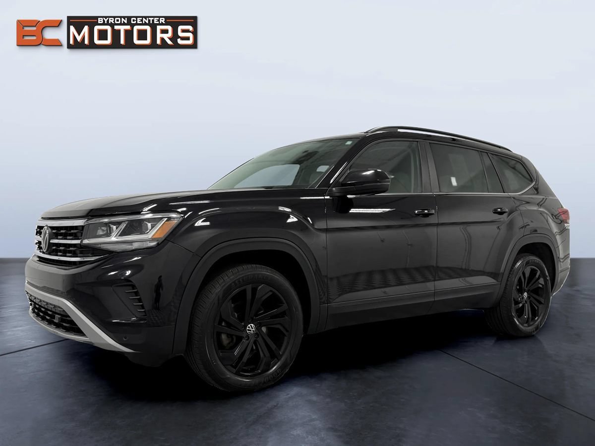 Used 2021 Volkswagen Atlas SE w/ Towing Package AWD/4WD image 2