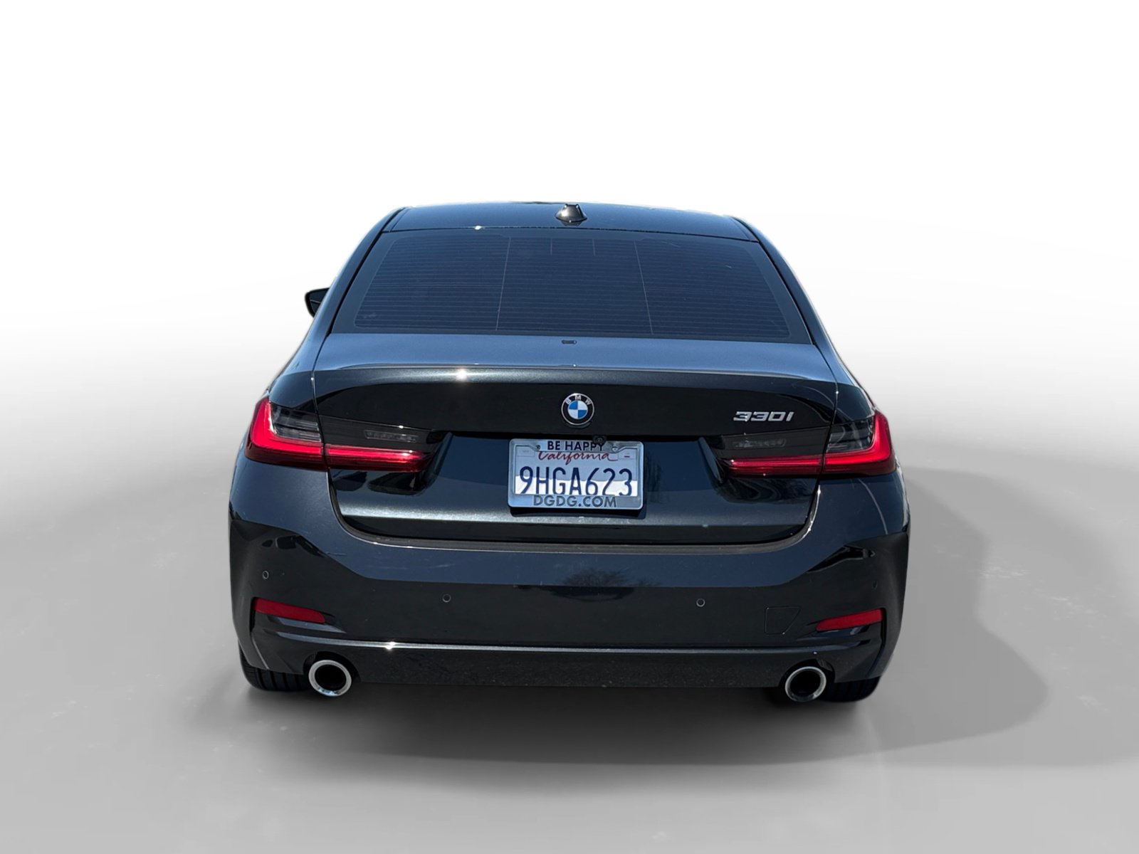 Used 2023 BMW 330i Sedan w/ Convenience Package RWD image 4