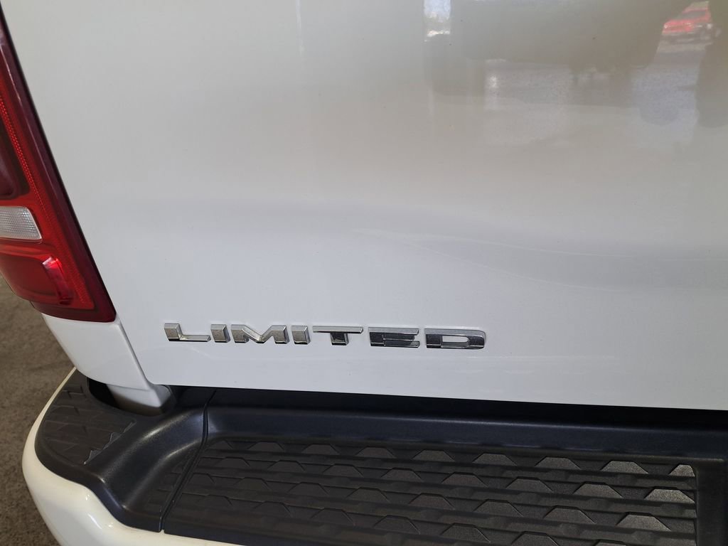 Used 2023 RAM 2500 Limited w/ Towing Technology Group image 9