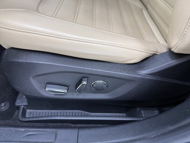 Used 2019 Ford Edge SEL w/ Equipment Group 201A image 27