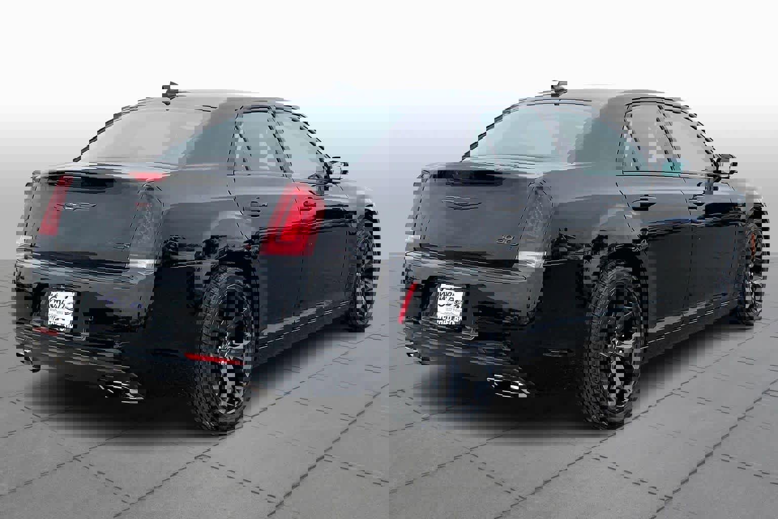 Used 2021 Chrysler 300 S image 12