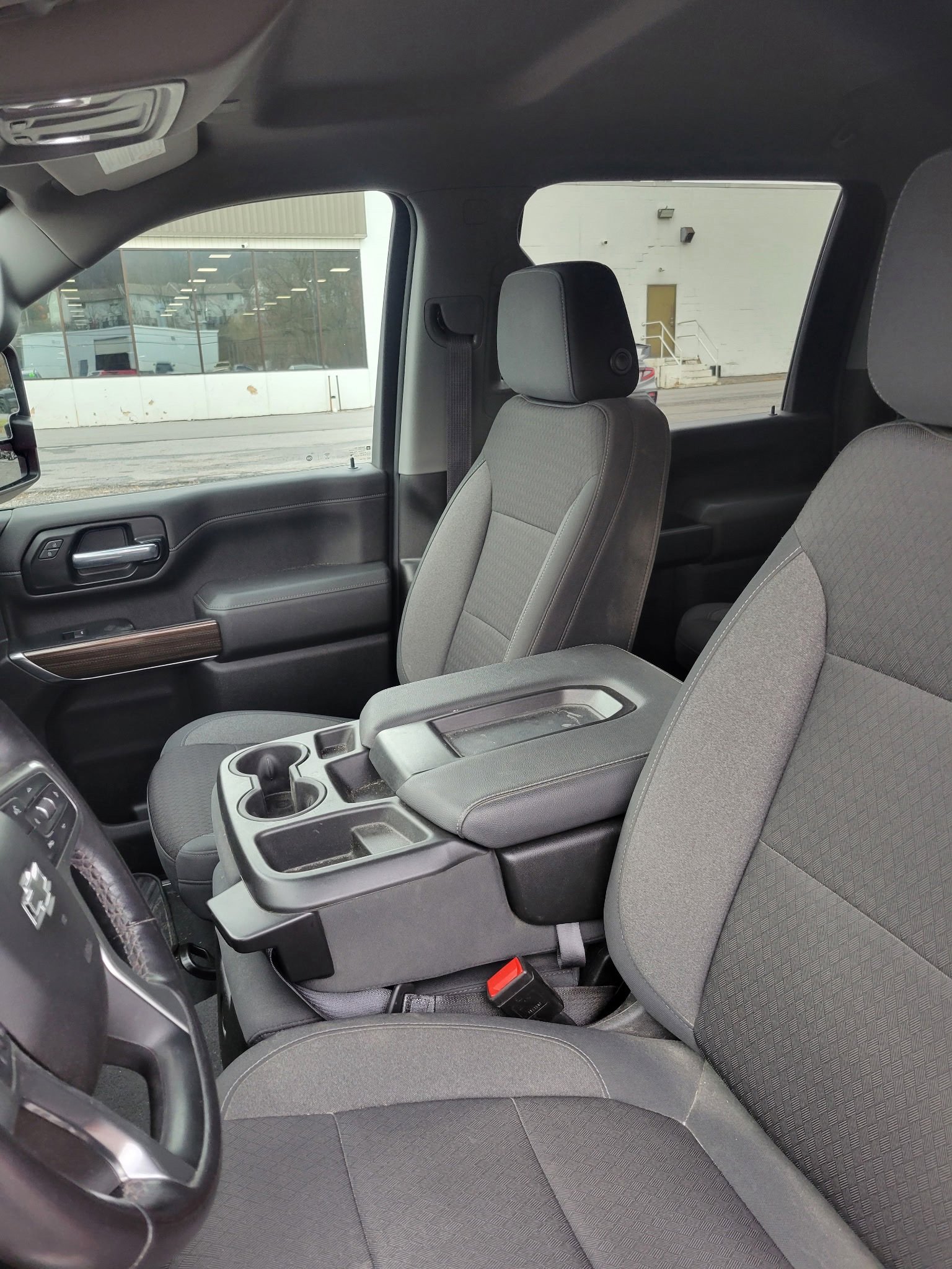 Used 2022 Chevrolet Silverado 2500 LT w/ Z71 Sport Edition image 6