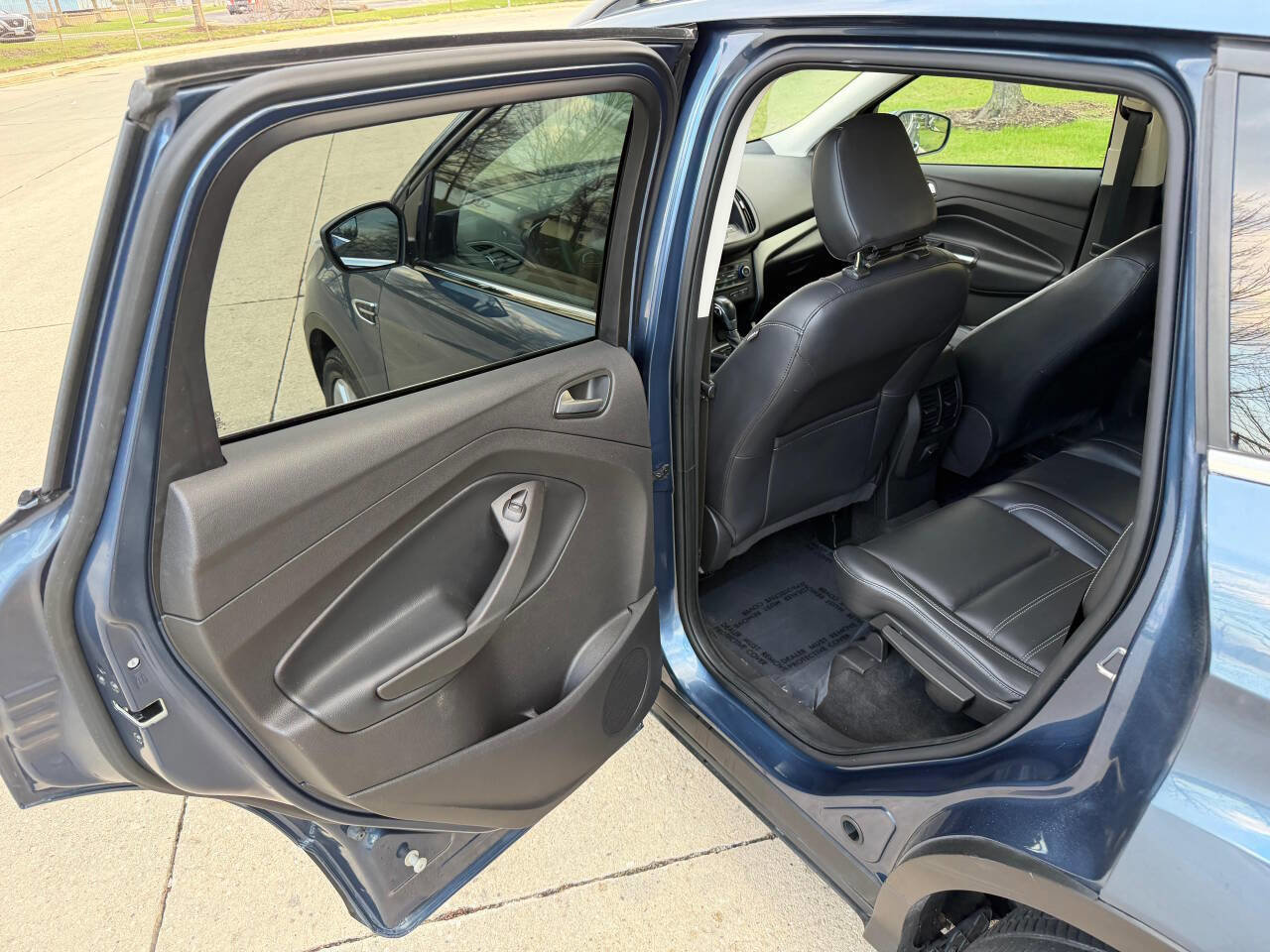 Used 2018 Ford Escape SEL image 24