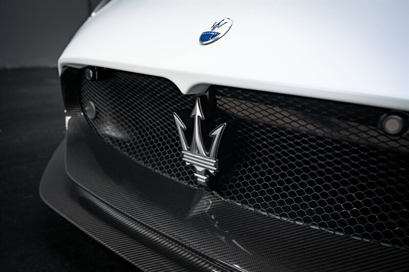 Used 2022 Maserati MC20 Coupe RWD image 11