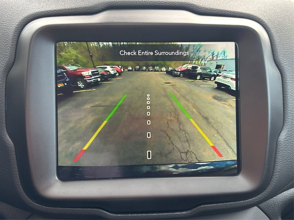 Used 2023 Jeep Renegade Latitude w/ Sun/Sound Group image 31