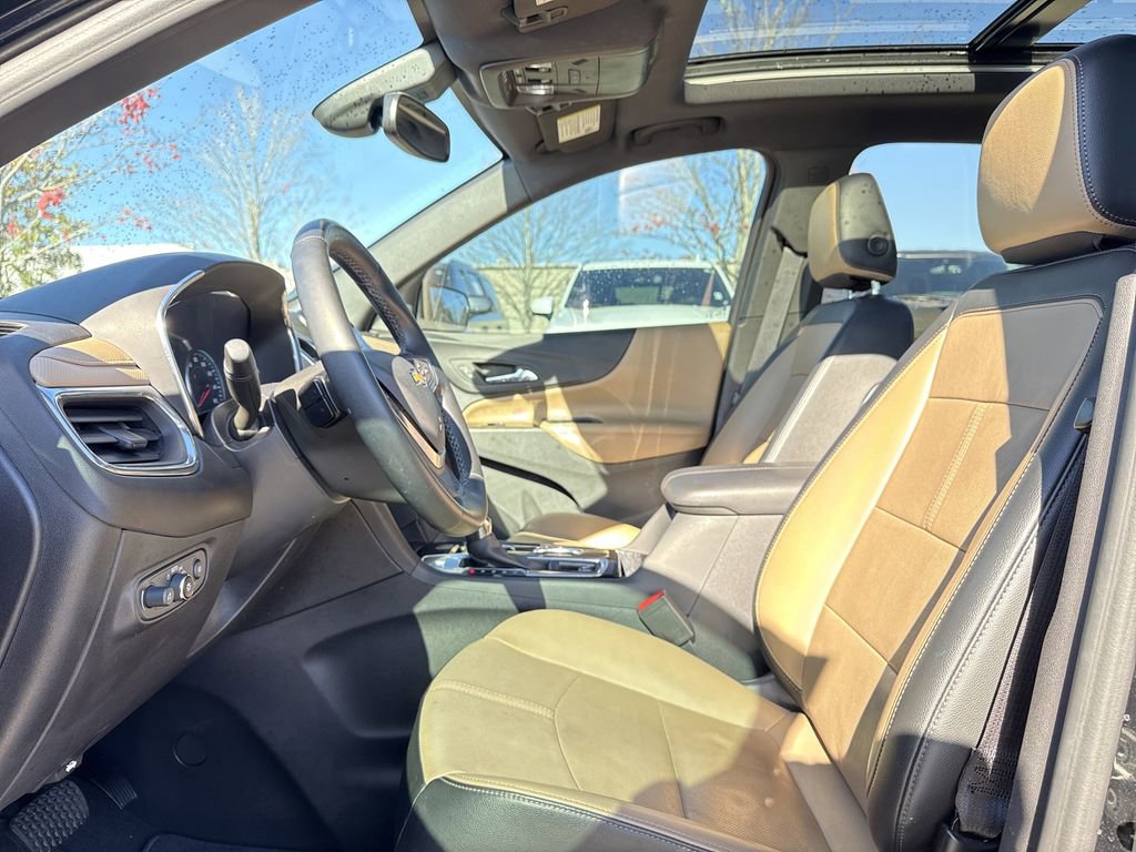 Used 2023 Chevrolet Equinox Premier image 11