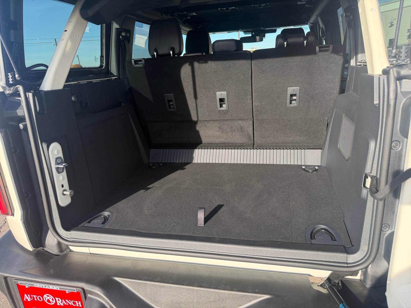 New 2026 Ford Bronco Outer Banks w/ Sasquatch Package AWD/4WD image 17