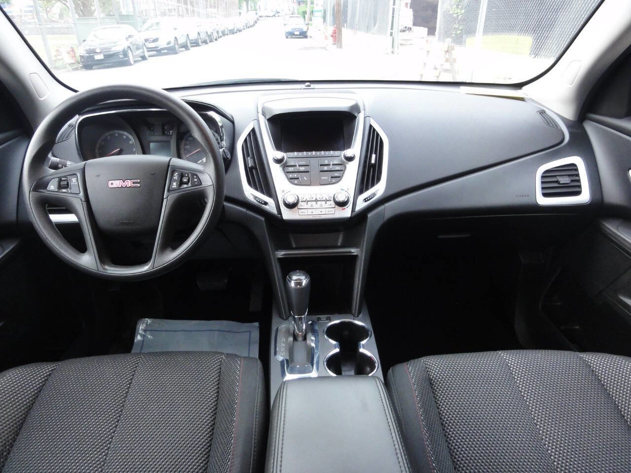 Used 2017 GMC Terrain SLE AWD/4WD image 14