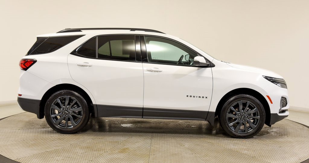Used 2023 Chevrolet Equinox RS image 8
