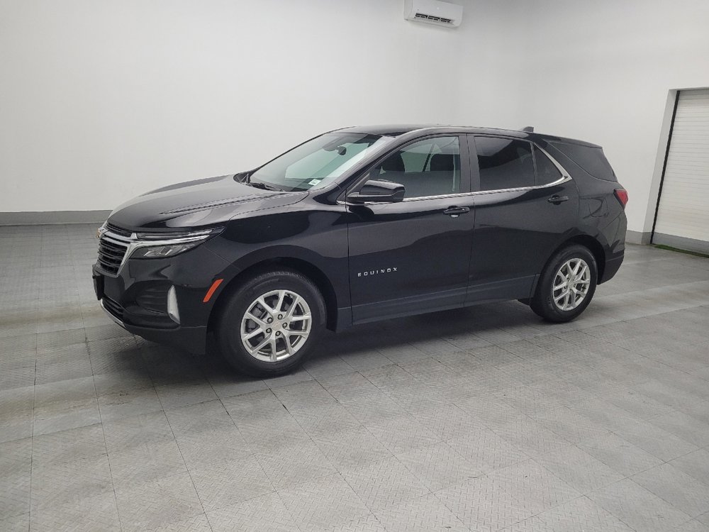 Used 2023 Chevrolet Equinox LT image 2