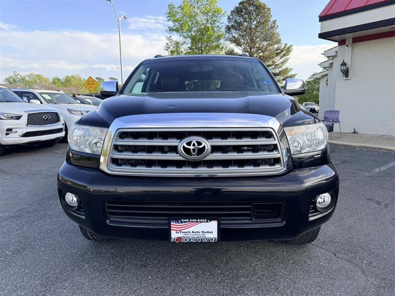 Used 2014 Toyota Sequoia Platinum AWD/4WD image 2