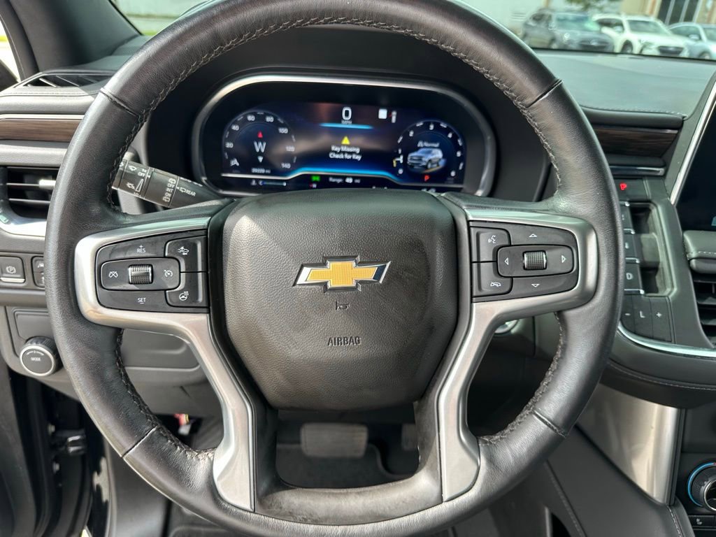 Used 2022 Chevrolet Tahoe LT w/ Luxury Package image 28