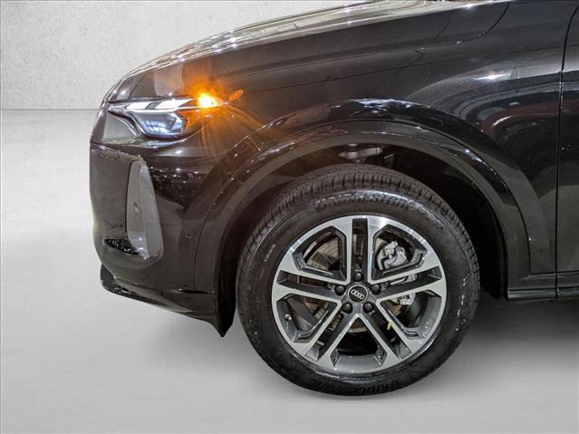 Certified 2025 Audi Q5 Premium w/ Convenience Package image 28