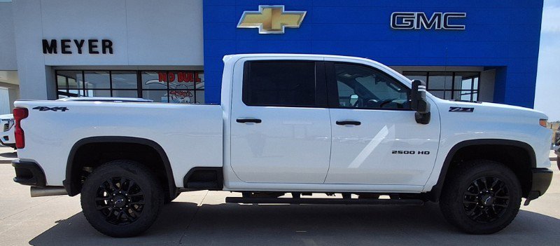 Used 2025 Chevrolet Silverado 2500 Custom w/ Custom Value Package AWD/4WD image 1