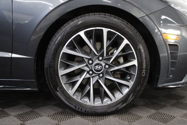 Used 2020 Hyundai Sonata Limited FWD image 5