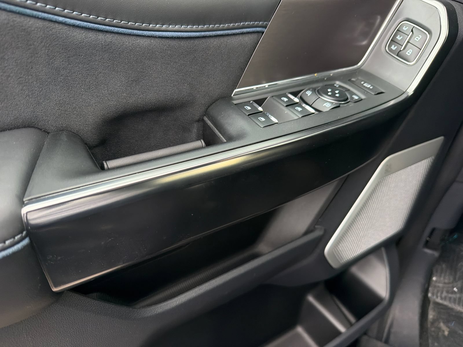 New 2026 Ford F350 Platinum AWD/4WD image 38