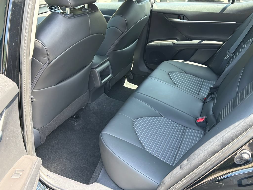 Used 2024 Toyota Camry SE FWD image 13