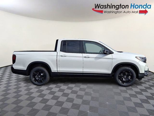 New 2026 Honda Ridgeline Black Edition image 8