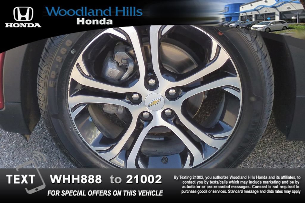 Used 2020 Chevrolet Bolt Premier w/ Infotainment Package FWD image 25