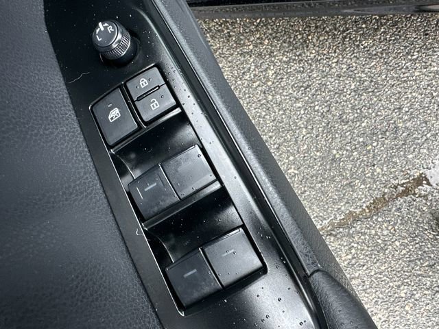 Used 2026 Toyota Camry SE w/ Convenience Package image 25