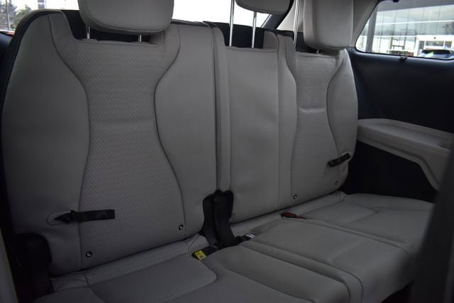 New 2026 Kia Carnival SX Prestige FWD image 17