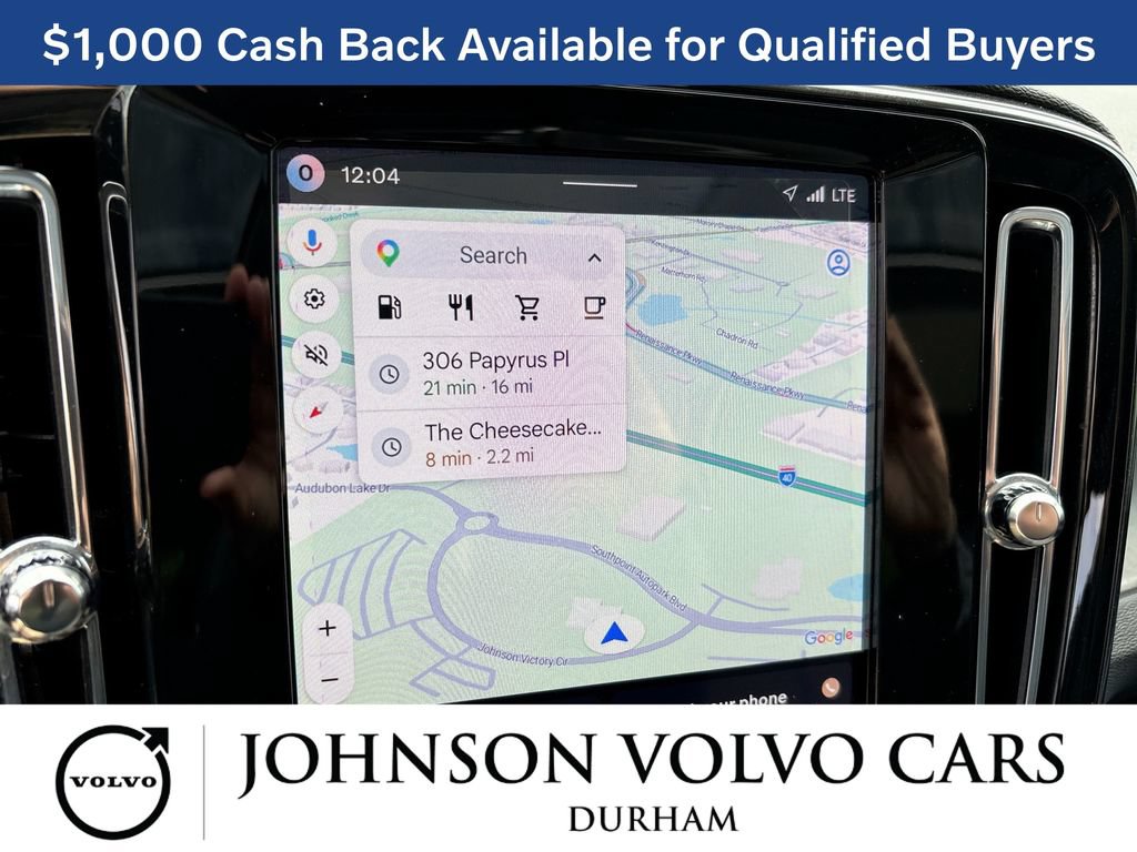 New 2026 Volvo XC40 B4 Core w/ Climate Package FWD image 19