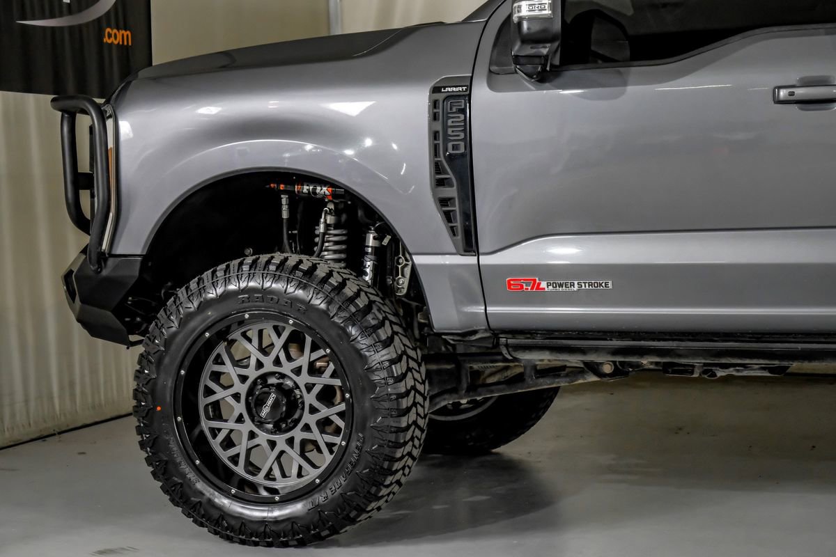 Used 2024 Ford F250 Lariat w/ Lariat Ultimate Package AWD/4WD image 12