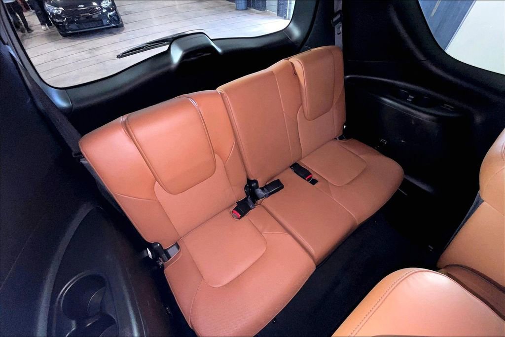 Used 2024 INFINITI QX80 Sensory AWD/4WD image 40